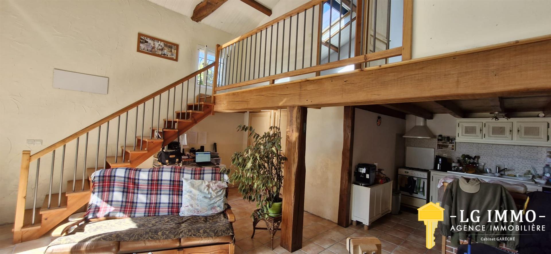 Maison à vendre, 150m², Saint-Dizant-du-Gua