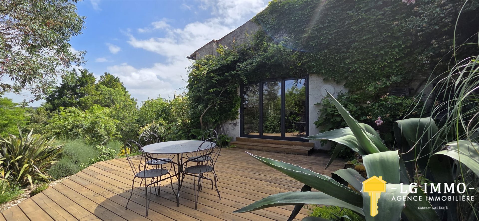 Maison à vendre, 238m², Saint-Thomas-de-Conac