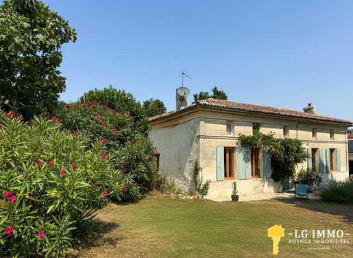 Maison 6 pièces 147 m² · à Vanzac · 147 m² · 375 000 €