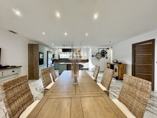 Maison 7 pièces 250 m² · à Beleymas · 250 m² · 635 000 €