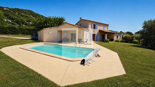 Maison 5 pièces 140 m² · à Savasse · 140 m² · 390 000 €