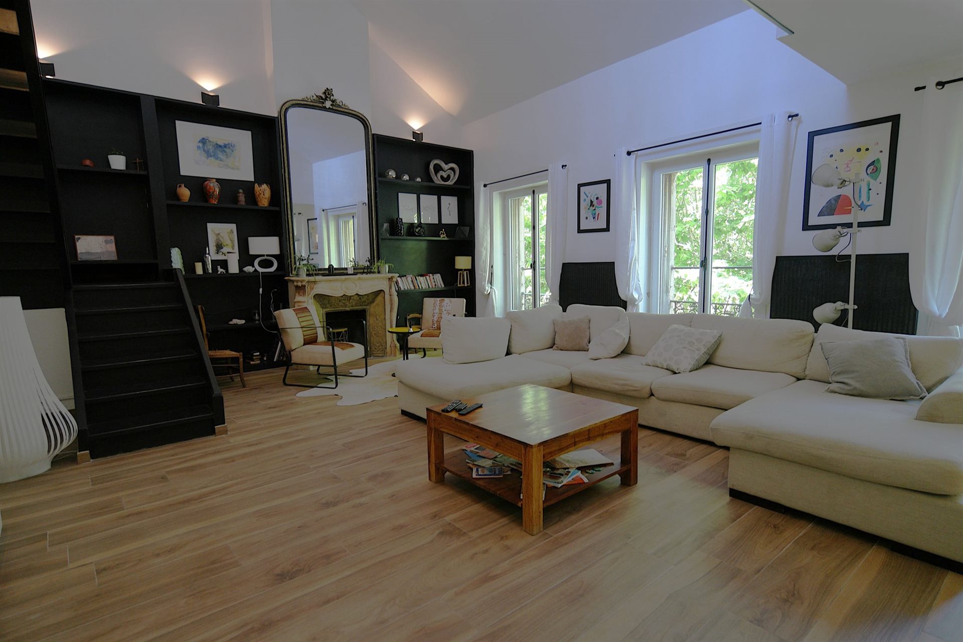 4h asunto, 150 m²