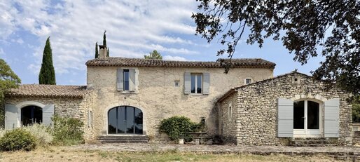 Maison 8 pièces 385 m² · à Ménerbes · 385 m² · 2 495 000 €