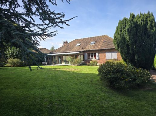 Maison 9 pièces 213 m² · à Croix-en-Ternois · 213 m² · 313 200 €