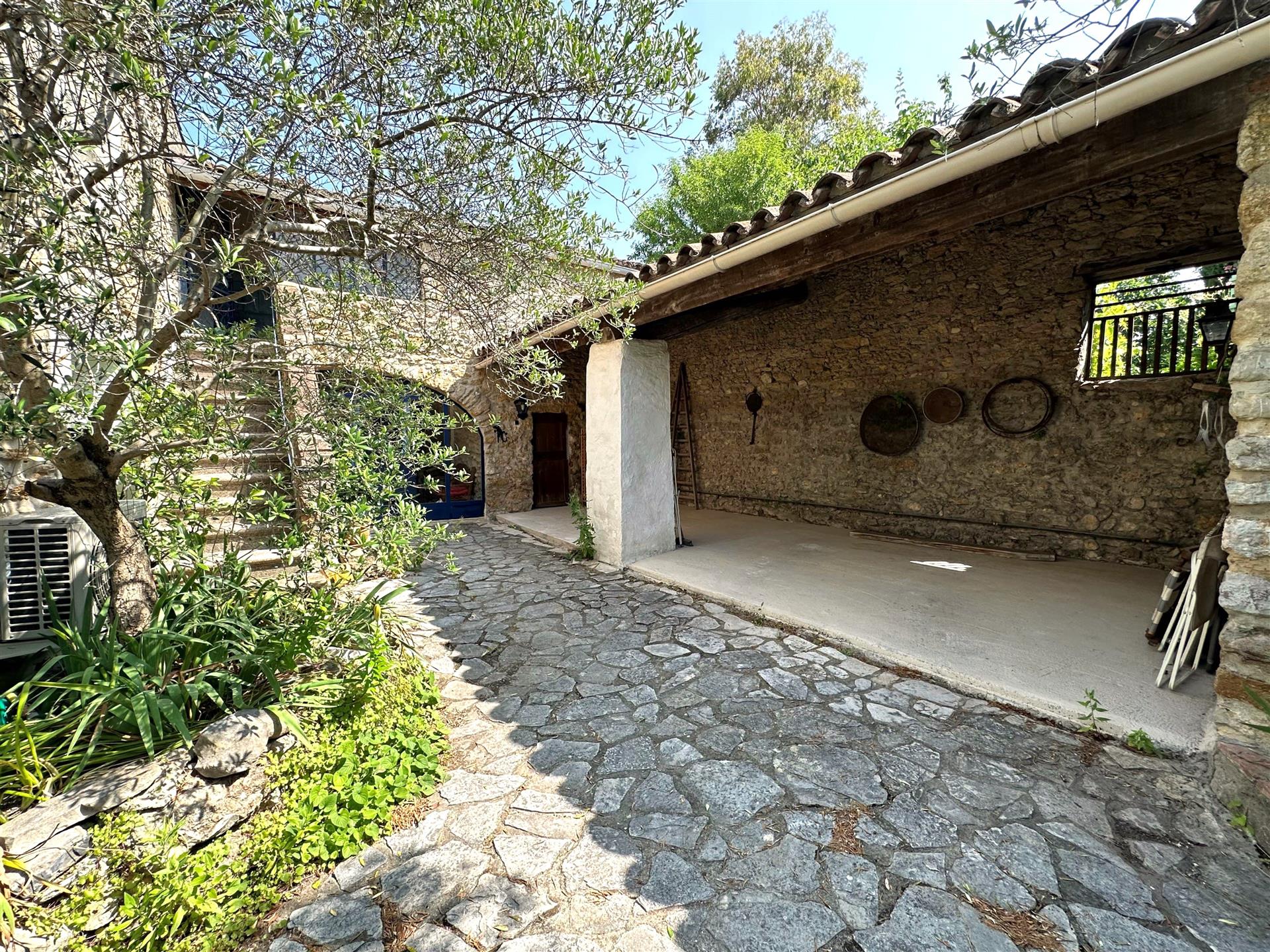 Maison à vendre, 200m², Alès