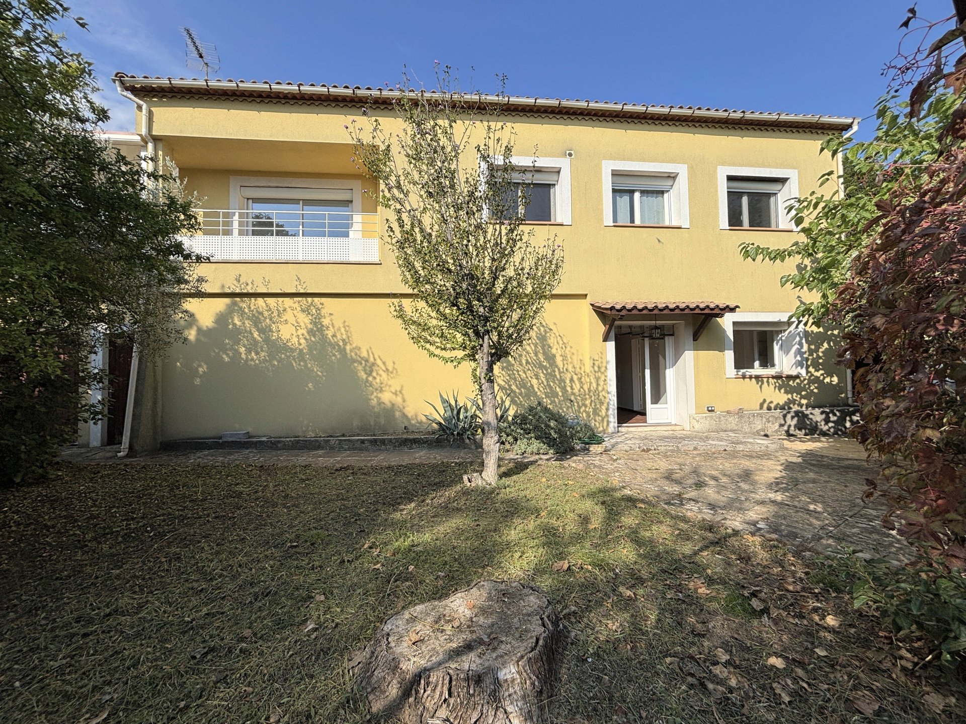 115 m² Apartment with Garden, 5 Bedrooms and 2 Garages