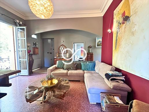 Maison 11 pièces 290 m² · à Les Matelles · 290 m² · 749 000 €