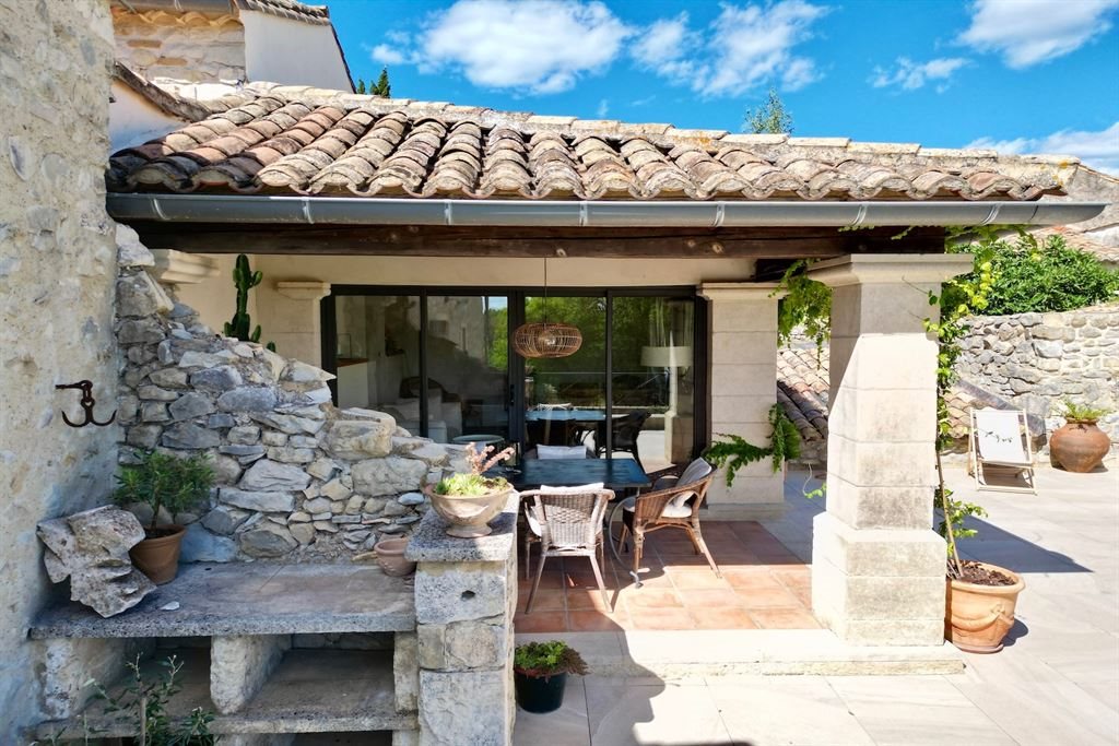 Maison à vendre, 192m², Lussan