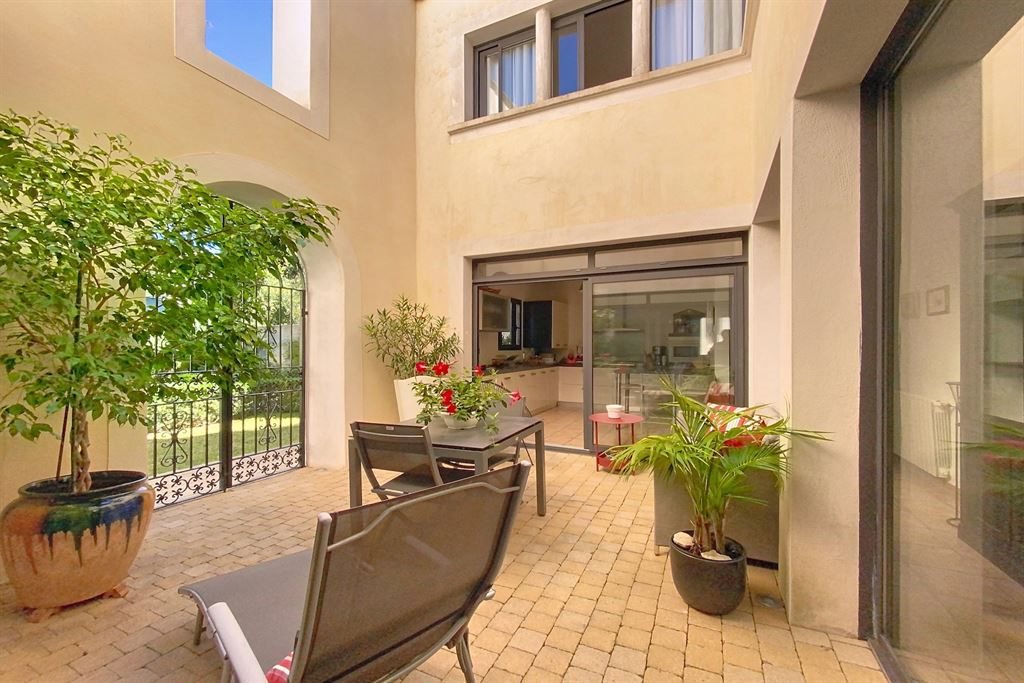 Maison à vendre, 167m², Nîmes