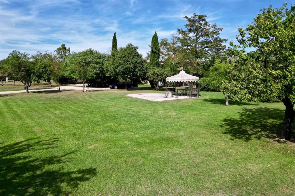 Maison à vendre, 330m², Uzès