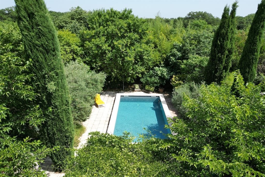 Maison à vendre, 250m², Lussan