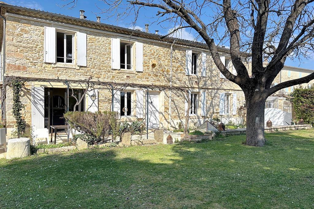 Maison à vendre, 320m², Uzès
