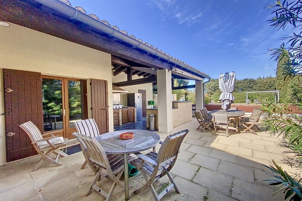 Maison à vendre, 223m², Uzès