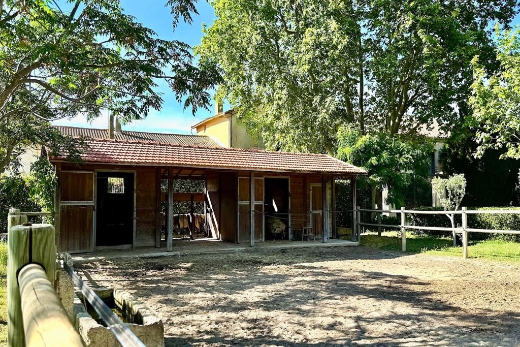 Maison à vendre, 355m², Aigues-Mortes