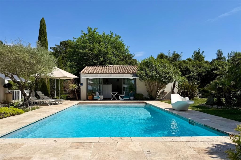 Maison à vendre, 242m², Uzès
