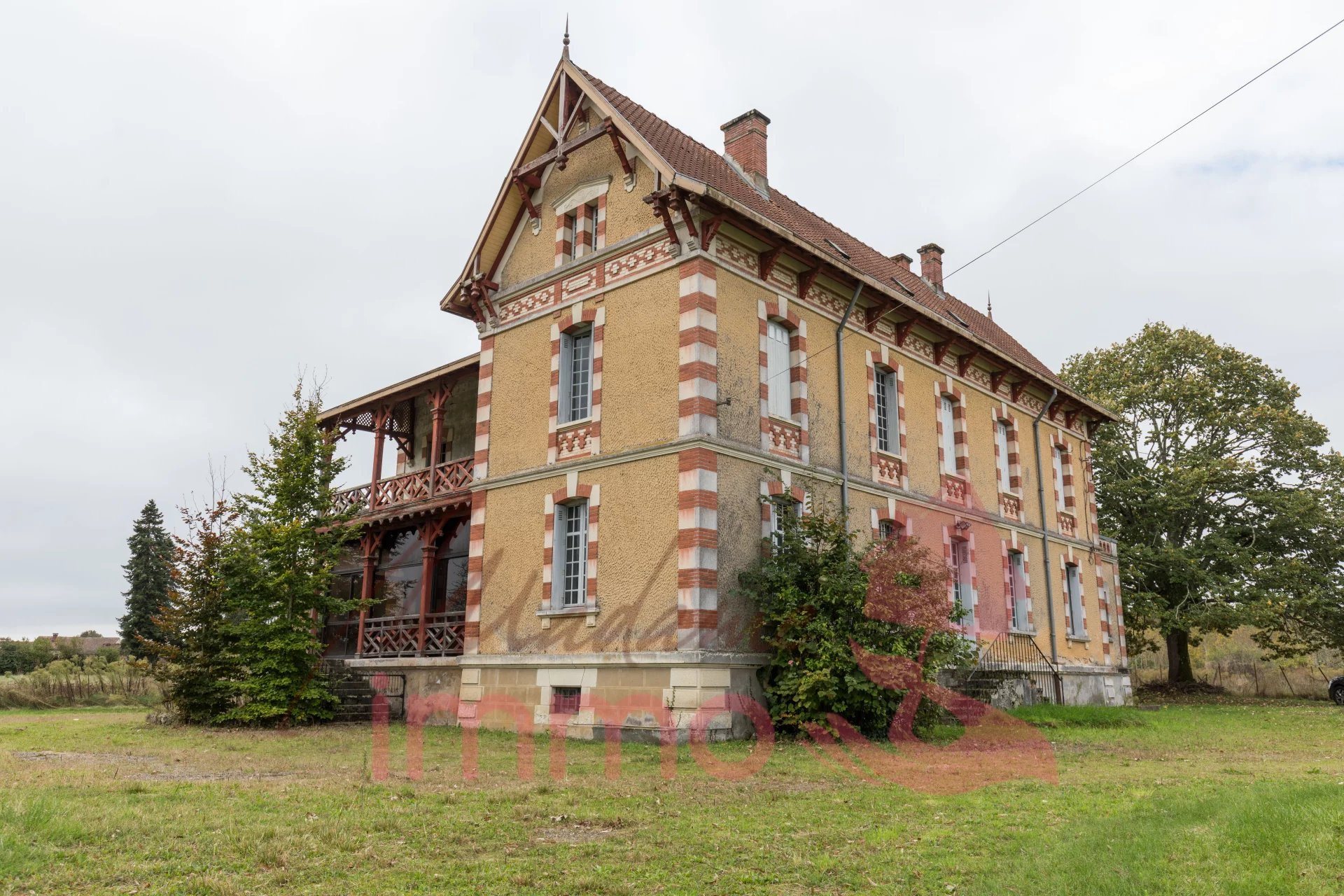 Maison à vendre, 550m², Saint-Gein