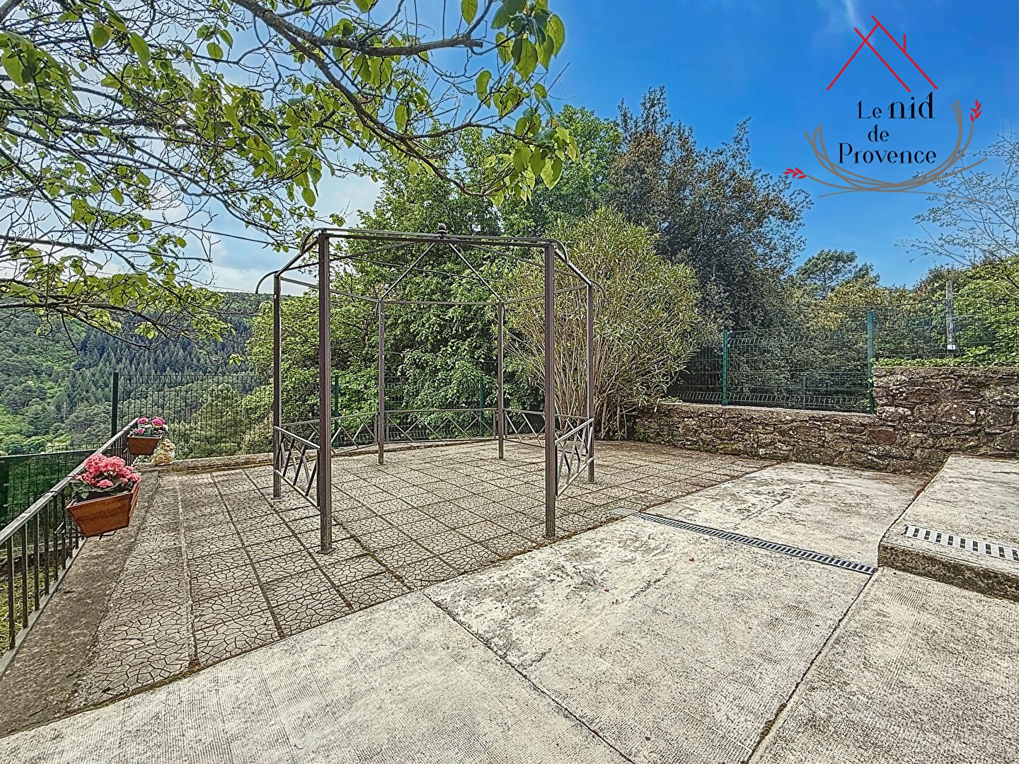 Maison à vendre, 104m², Robiac-Rochessadoule