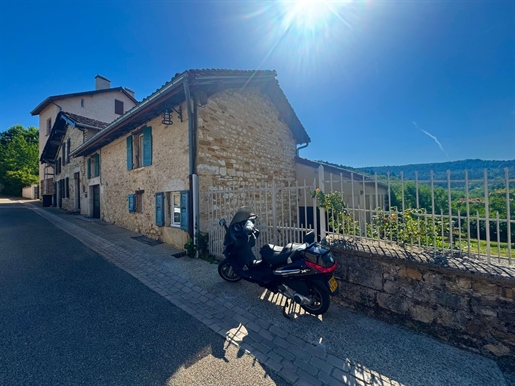 Maison 6 pièces · à Treffort-Cuisiat · 198 000 €