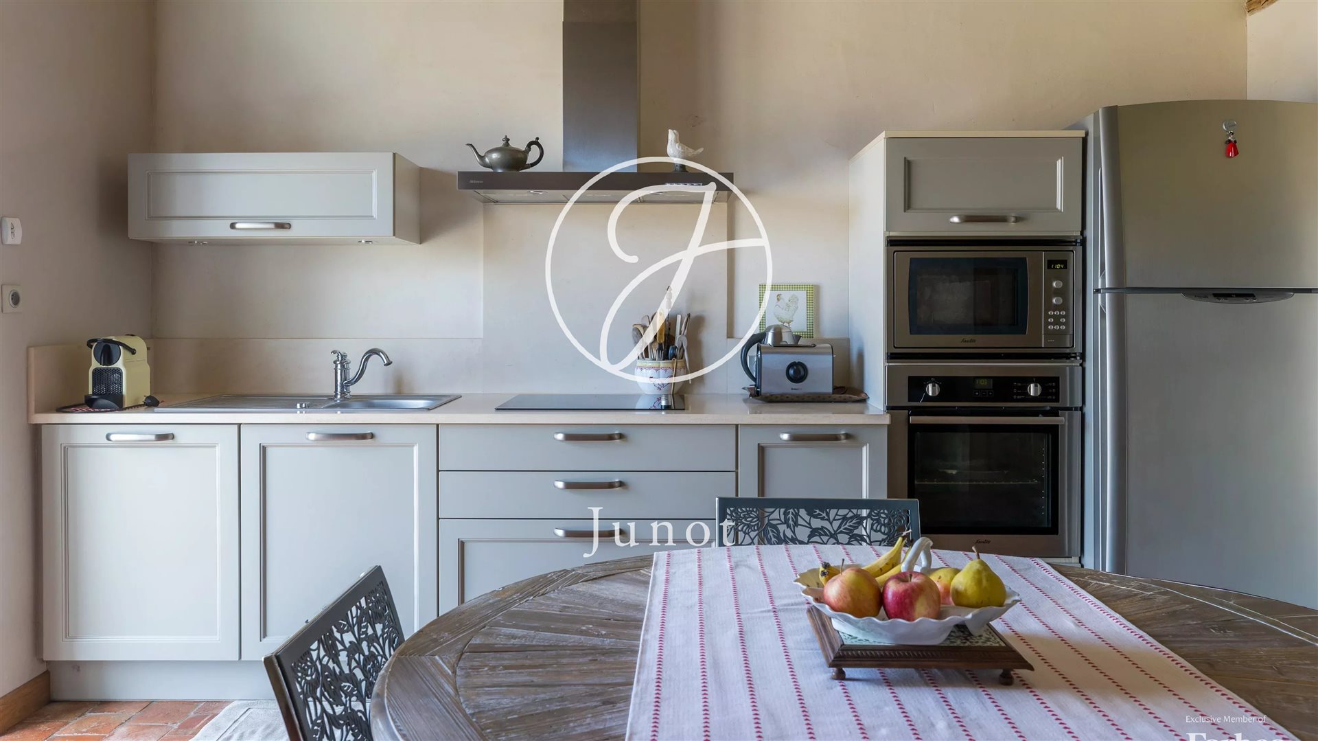 Maison à vendre, 378m², Tannay