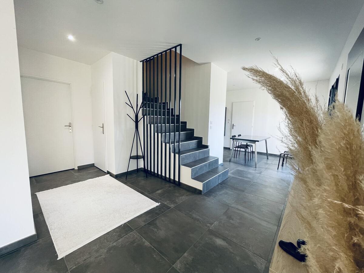 Maison à vendre, 153m², Pont-de-Chéruy