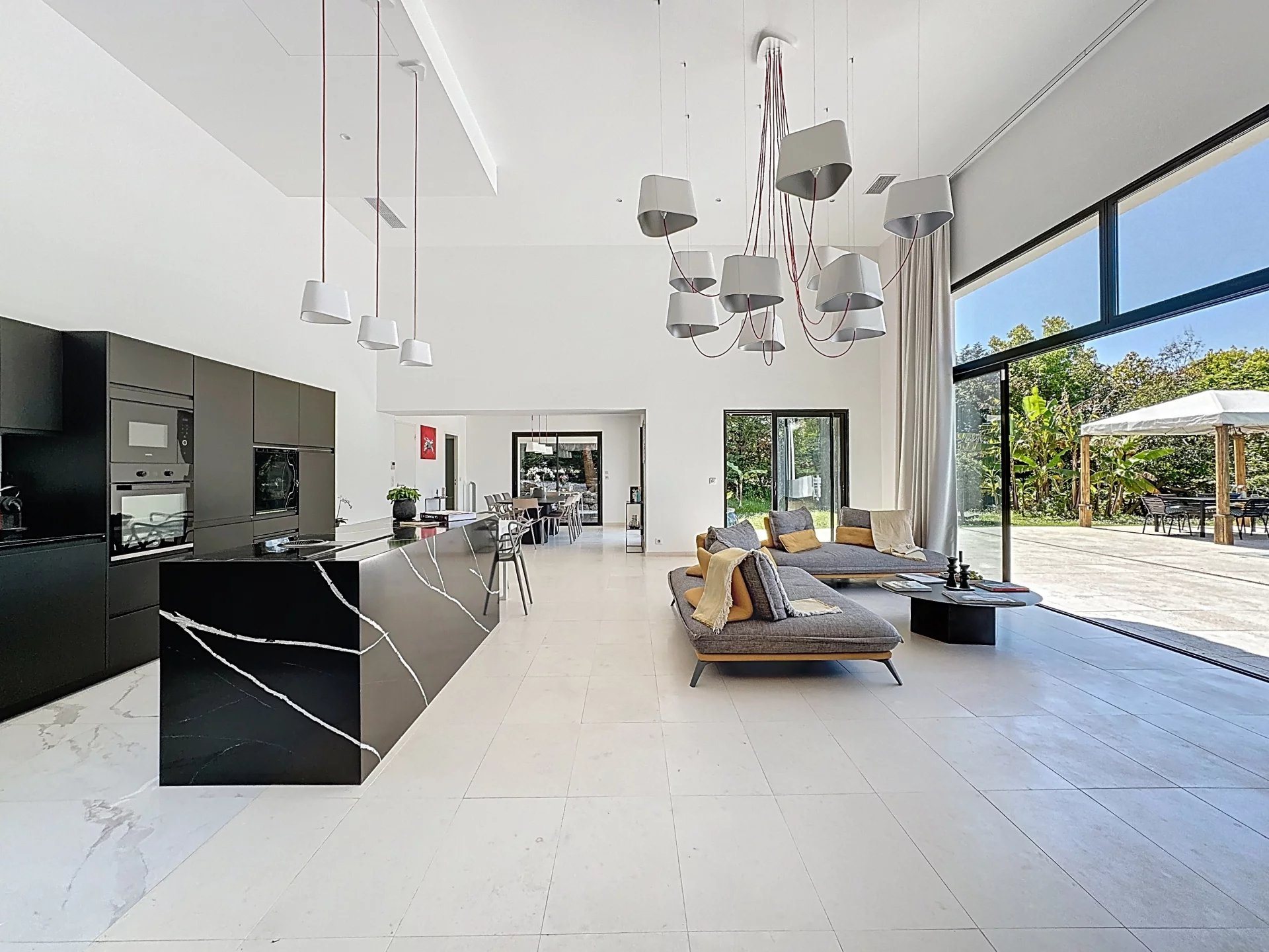 Maison à vendre, 225m², Roquefort-les-Pins