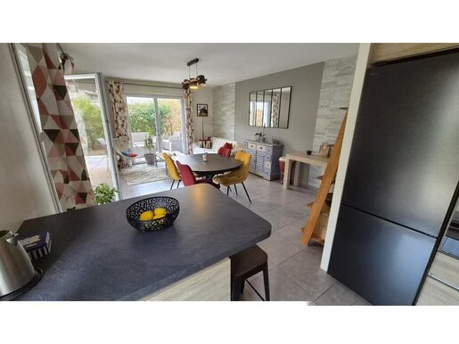 Appartement 4 pièces 79 m² · à Décines-Charpieu · 79 m² · 350 000 €