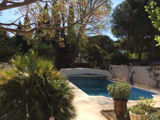 Maison la Grande Motte 850M2 tomt + Pool