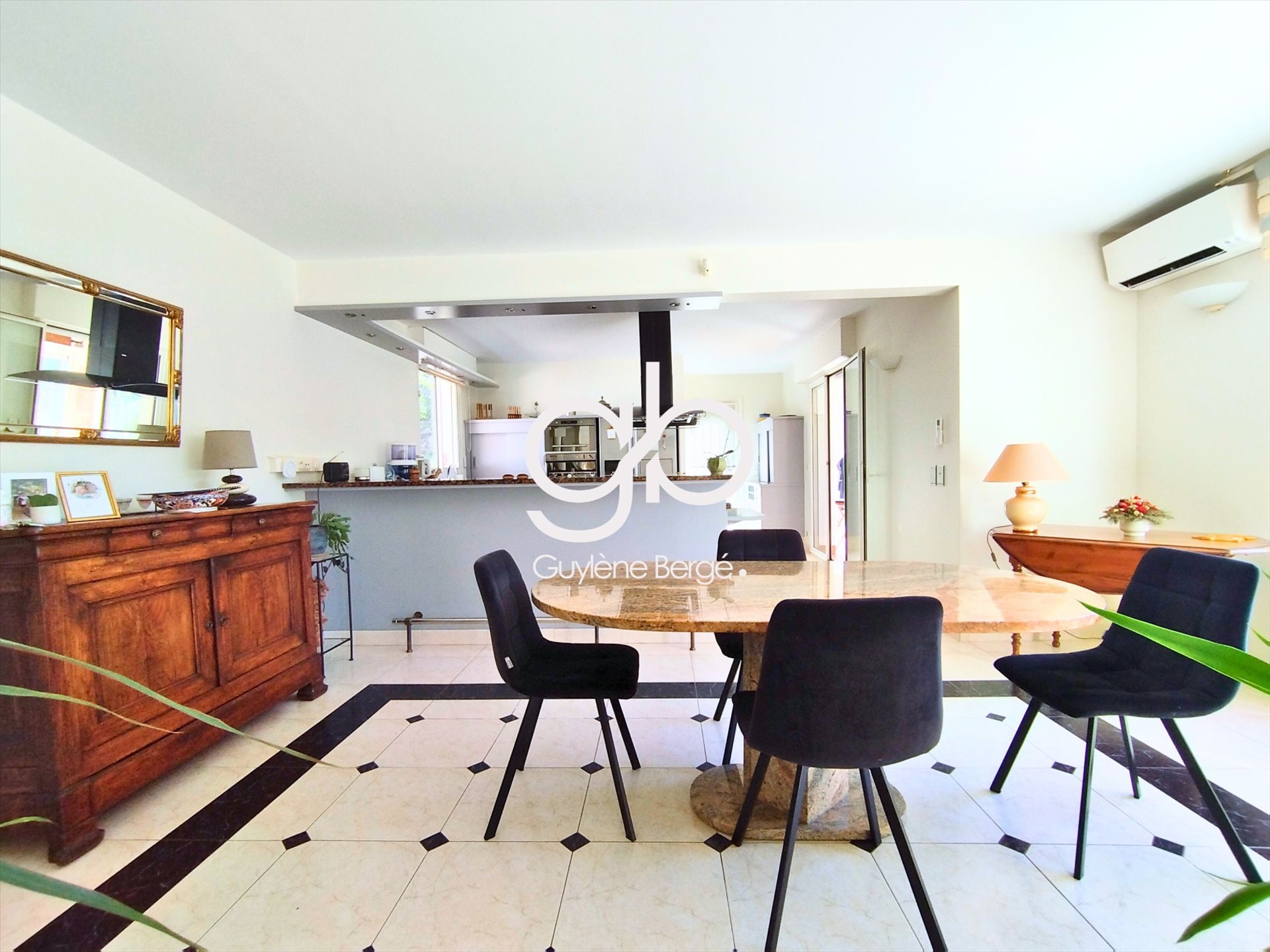 Maison à vendre, 220m², Saint-Mathieu-de-Tréviers