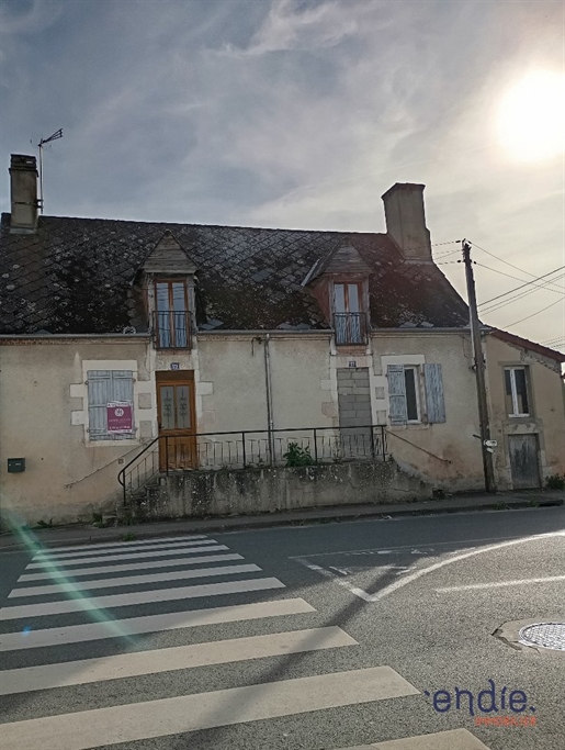 Maison 6 pièces 135 m² · à Sancoins · 135 m² · 49 990 €