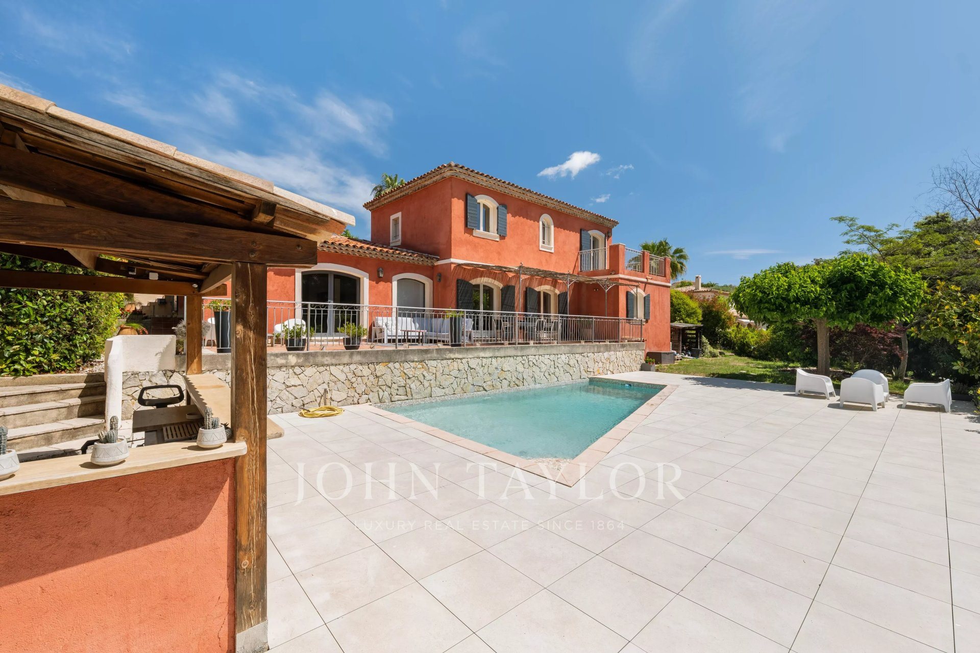 Maison à vendre, 204m², Biot