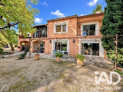 Maison 9 pièces 350 m² · à Avignon · 350 m² · 580 000 €