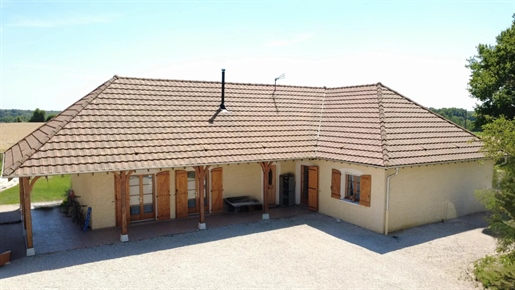 Maison 5 pièces 142 m² · à Louhans · 142 m² · 258 000 €