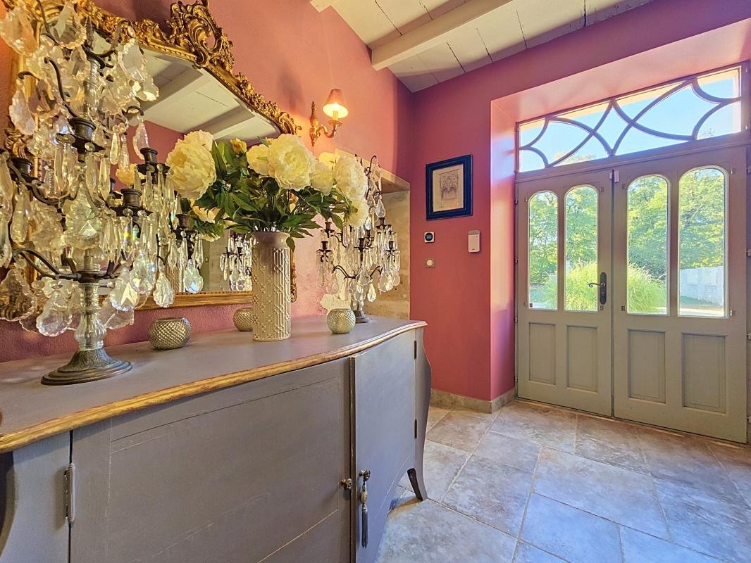 Maison à vendre, 383m², Bernay-Saint-Martin