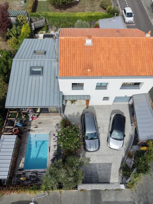 Maison 7 pièces 163 m² · à L'Houmeau · 163 m² · 686 000 €