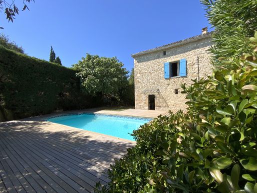 Maison 8 pièces 270 m² · à Uzès · 270 m² · 850 000 €