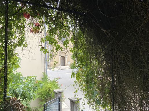 Maison 6 pièces 128 m² · à Uzès · 128 m² · 280 000 €