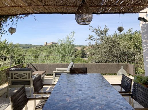 Maison 5 pièces 155 m² · à Uzès · 155 m² · 610 000 €