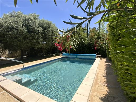 Maison 5 pièces 131 m² · à Uzès · 131 m² · 500 000 €