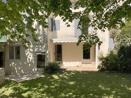 Maison 4 pièces 83 m² · à Uzès · 83 m² · 260 000 €