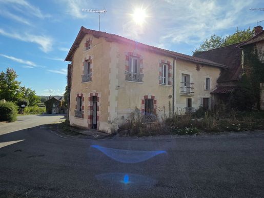 Maison 3 pièces 92 m² · à Roziers-Saint-Georges · 92 m² · 82 500 €