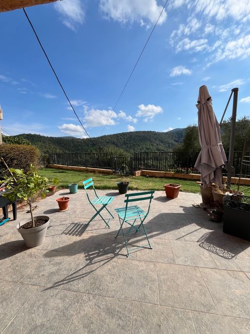 Maison 5 pièces 121 m² · aux Mayons · 121 m² · 265 000 €