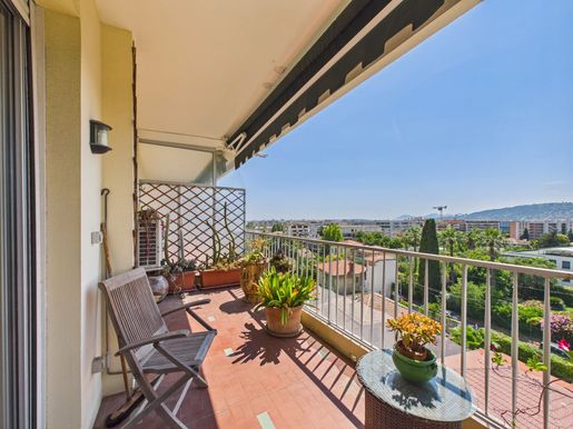 Appartement 3 pièces 78 m² · à Juan-les-Pins · 78 m² · 549 000 €