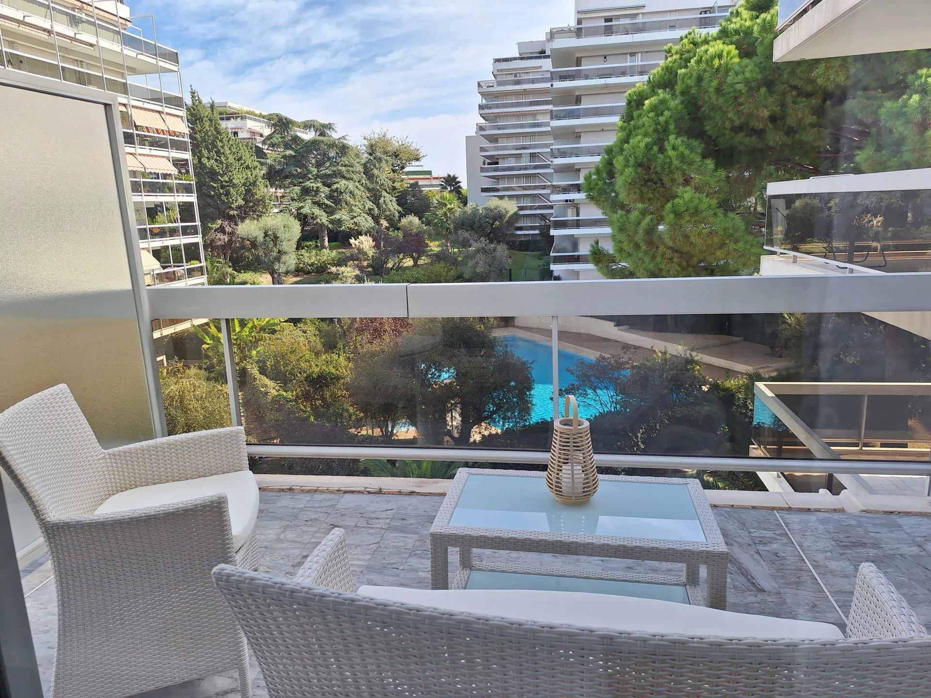 Appartement à vendre, 55m², Juan-les-Pins