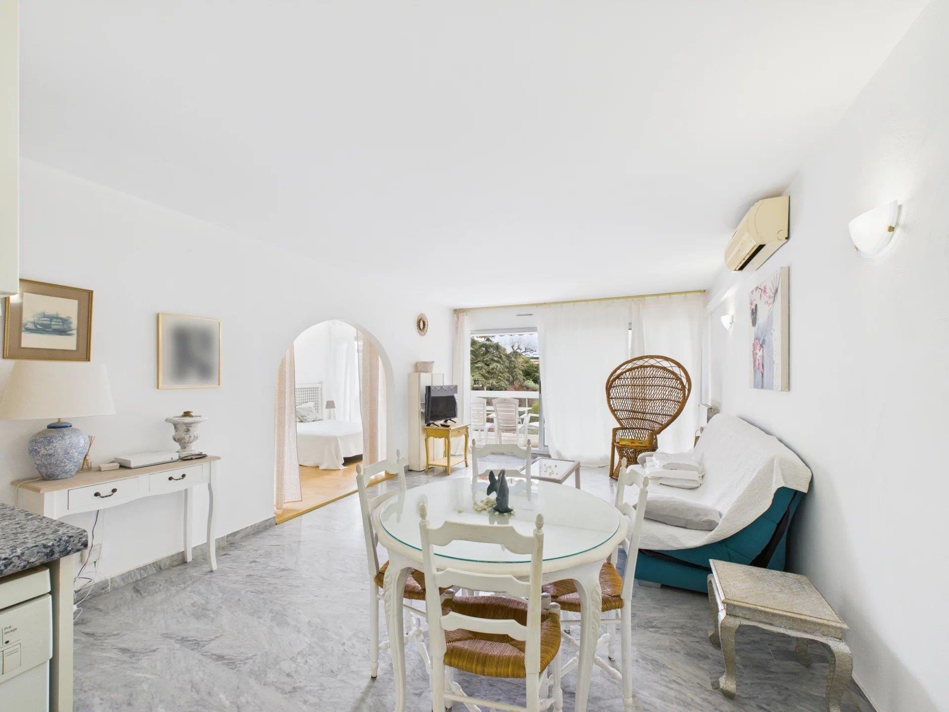 Appartement à vendre, 55m², Juan-les-Pins