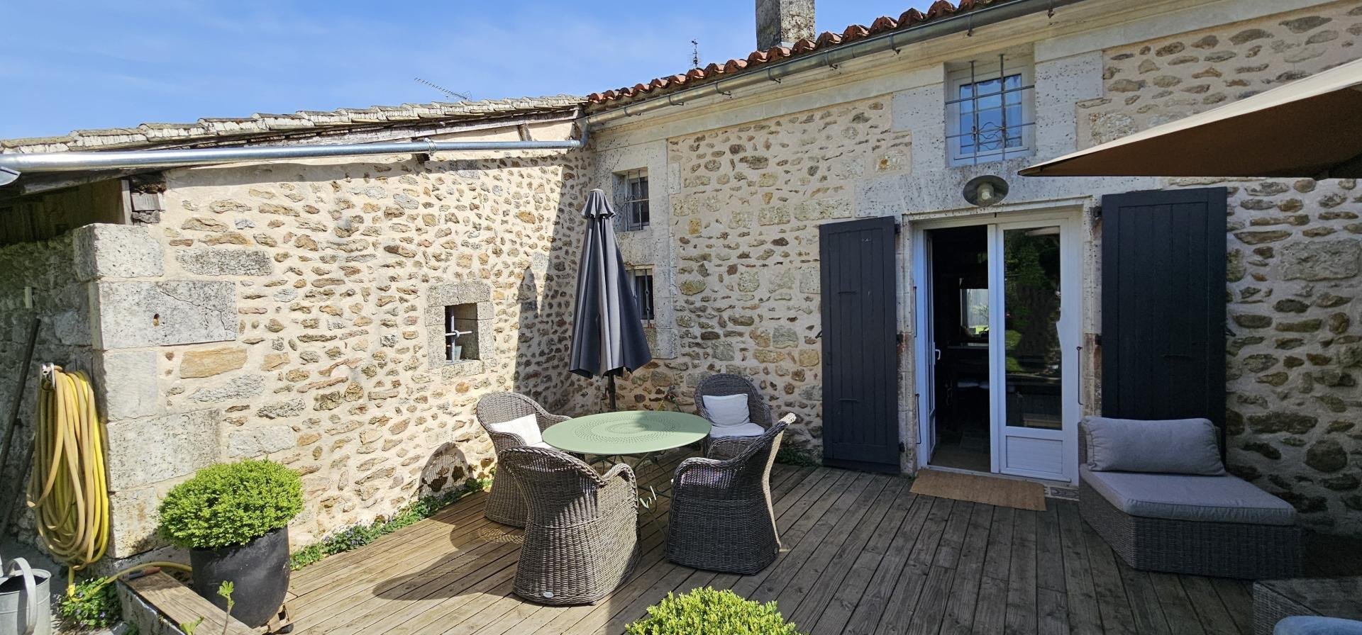 Maison à vendre, 239m², Dignac