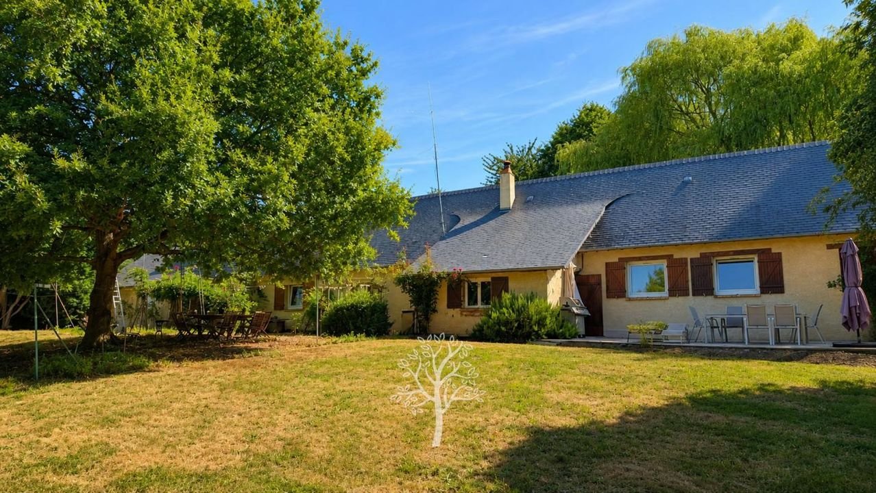 Maison à vendre, 225m², Neuville-Ferrières