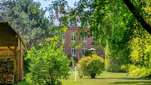 Maison 9 pièces 328 m² · à Arques-la-Bataille · 328 m² · 790 000 €