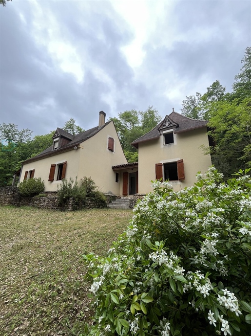 Maison 6 pièces 140 m² · à Saint-Léon-sur-Vézère · 140 m² · 449 925 €