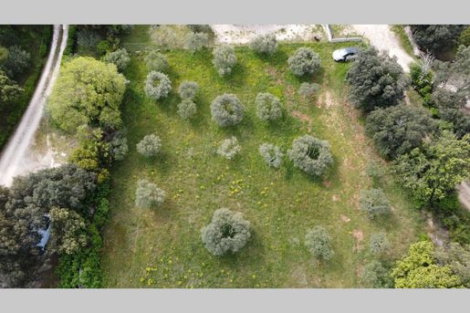 Terrain 1764 m² · à Saint-Siffret · 299 000 €
