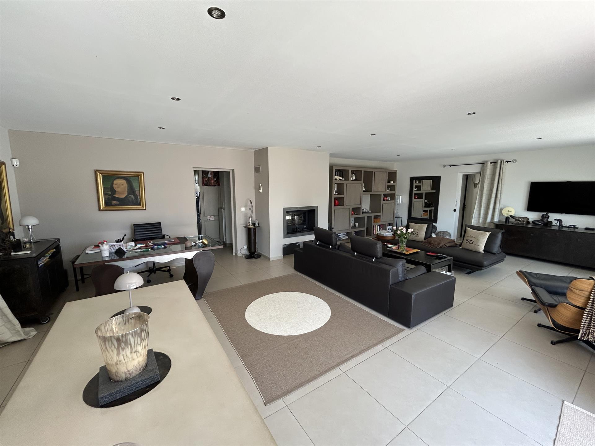 Maison à vendre, 221m², Saint-Quentin-la-Poterie